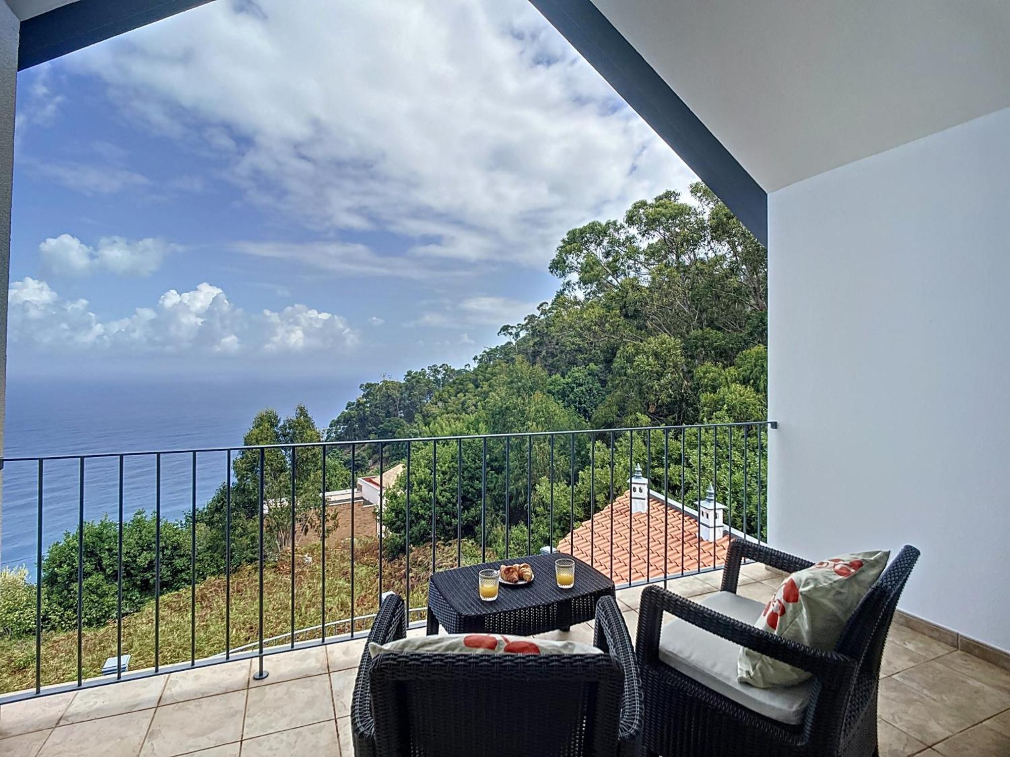 Vinhaticos Villa By Atlantic Holiday 莫尼兹港 外观 照片