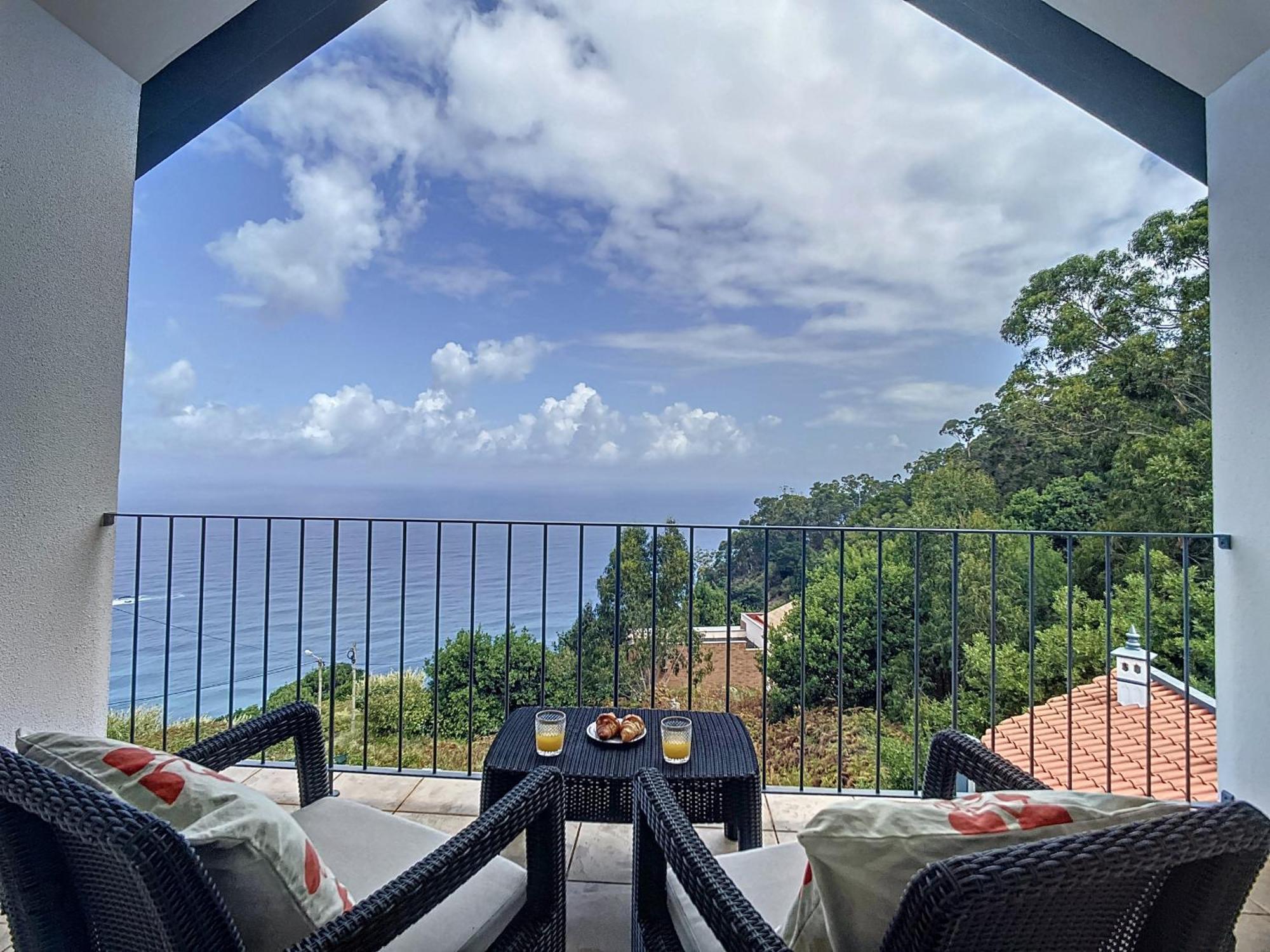 Vinhaticos Villa By Atlantic Holiday 莫尼兹港 外观 照片